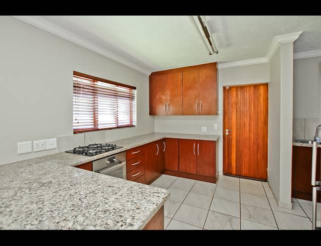 3 BEDROOM HOUSE FOR SALE IN FERNDALE